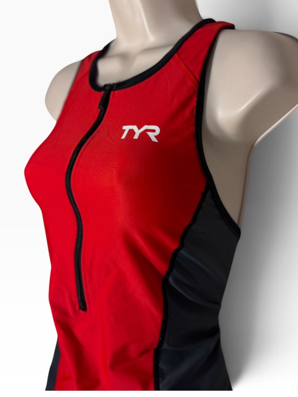 TYR Women’s Competitor Triathlon Tank Top Red Black Gray Size Medium - Picture 3 of 9